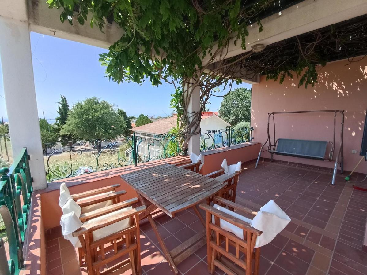 Olgas Villa Arogi Екстериор снимка